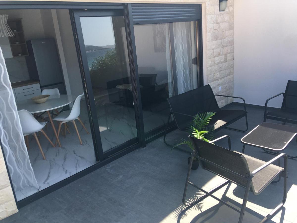 Apartmani Zlata Sveti Filip i Jakov Ngoại thất bức ảnh